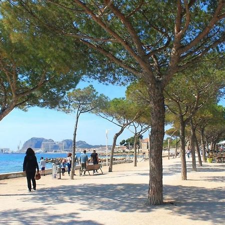 Beau T2 Tout Equipe Sur Le Port, Centre Ville La Ciotat Exterior photo